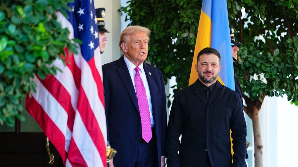 Trump Seeks Ukraine Peace Without Tomahawk Missiles